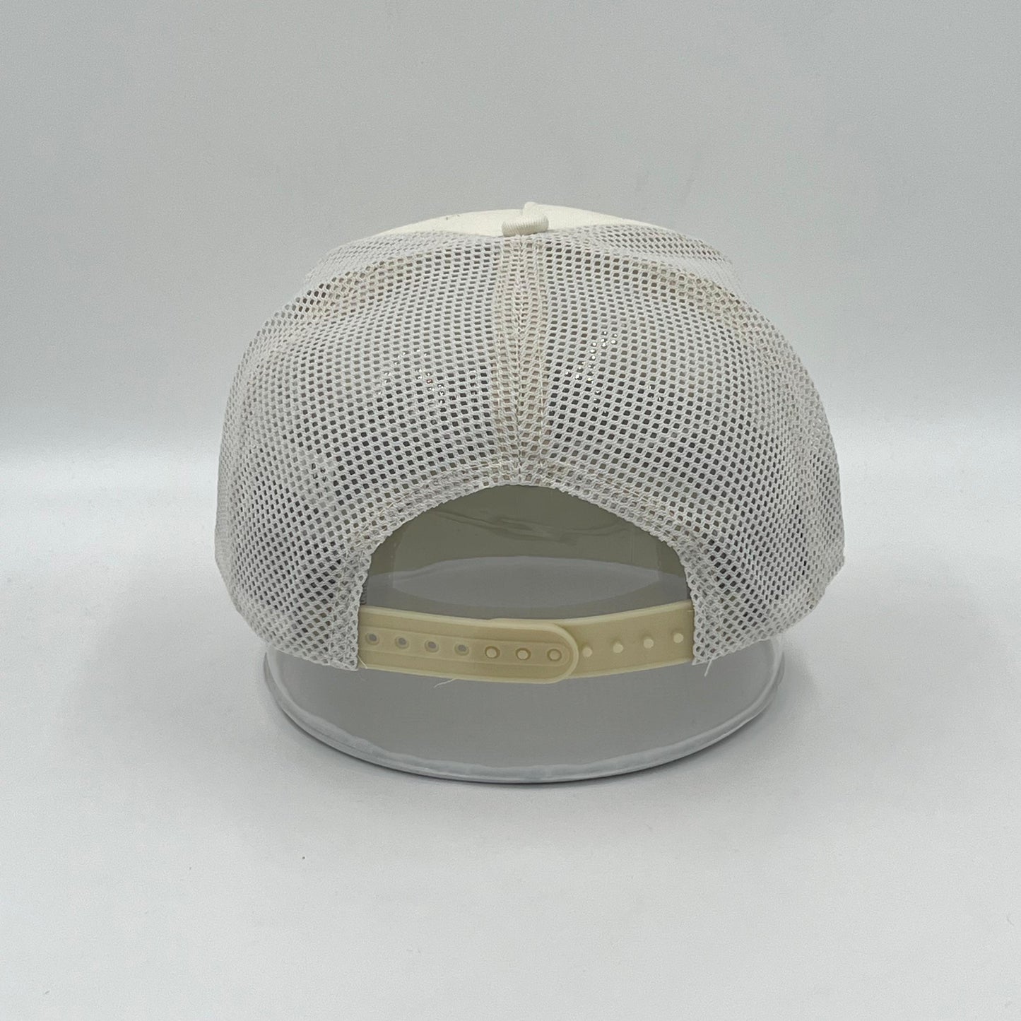 Gorra de Malla Alo Yoga (White)