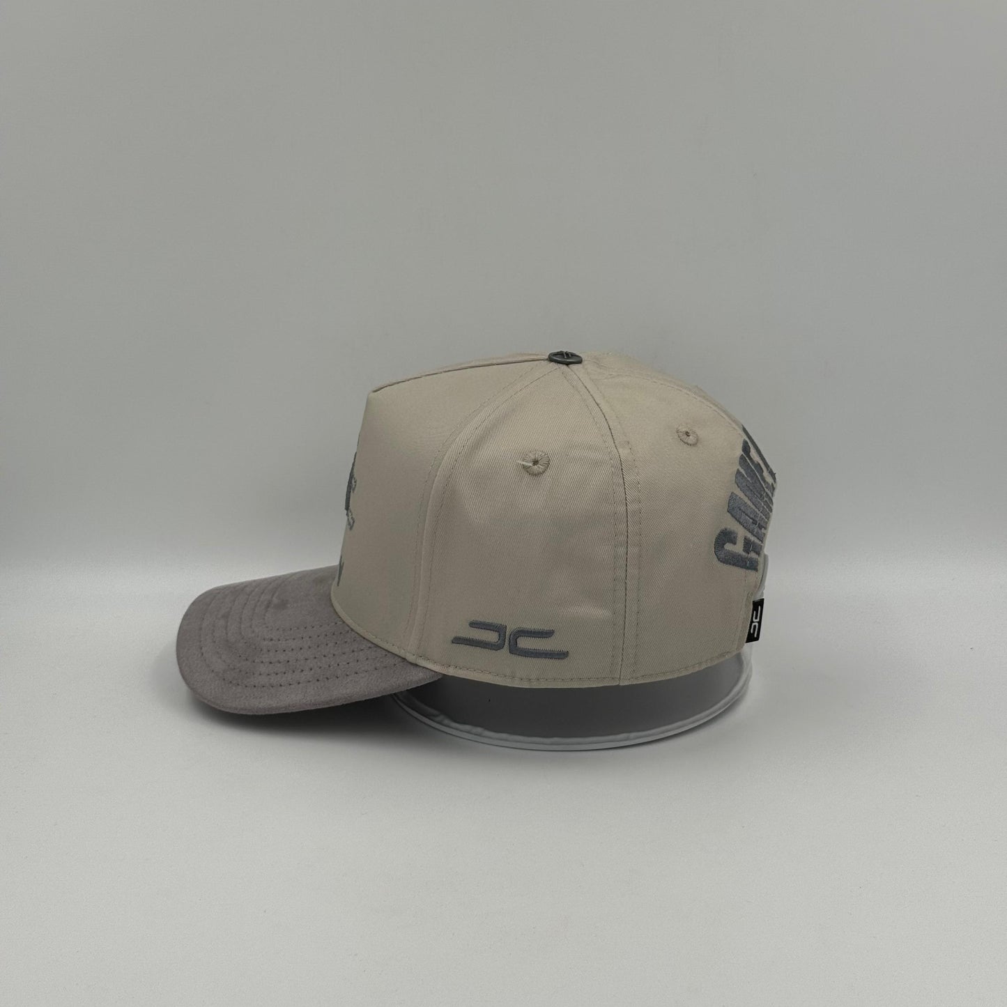 JC Hats Caballitos de Batalla (White)