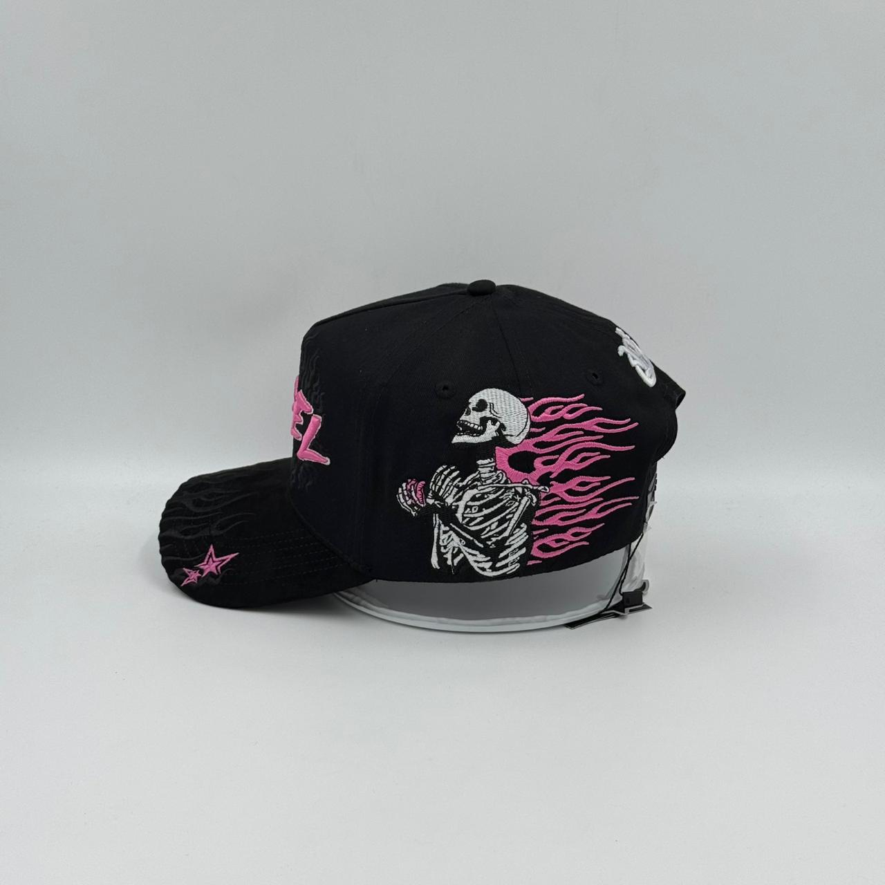 Rebel Skull (Black)