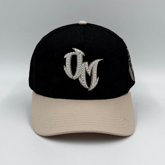 Oscar Maydon x Baez  (Beige)